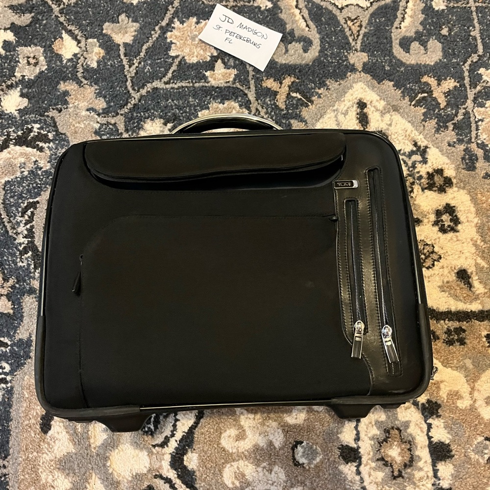Tumi 'Arrive - LaGuardia' Wheeled Briefcase - Picture 3 of 9
